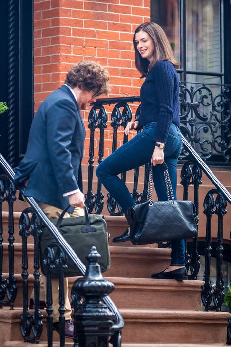 Anne Hathaway on the Set of 'The Intern' in New York City - September 2014, Anne Hathaway Style, Outfits, Clothes and Latest Photos. Anne Hathaway Style, Fashion Closet, Chris Pine, Anne Hathaway, New York Post, Fashion Poster, Style Outfits, Denim Outfit, All About Fashion