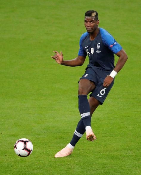 Pogba France, Manchester United Old Trafford, Soccer Drills For Kids, Nou Camp, Manchester United Team, New News, Legends Football, Best Football Players, Paul Pogba