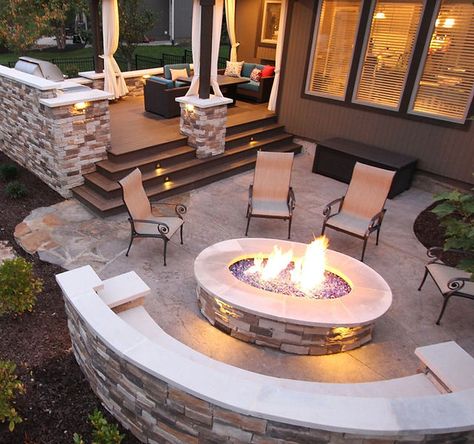 Fire Pits & Fireplaces | Beautiful Backyard Living™ Design Per Patio, Backyard Seating Area, Concrete Patio Designs, Concrete Patios, Bbq Grill Design, Patio Deck Designs, Stamped Concrete Patio, Backyard Seating, Easy Backyard