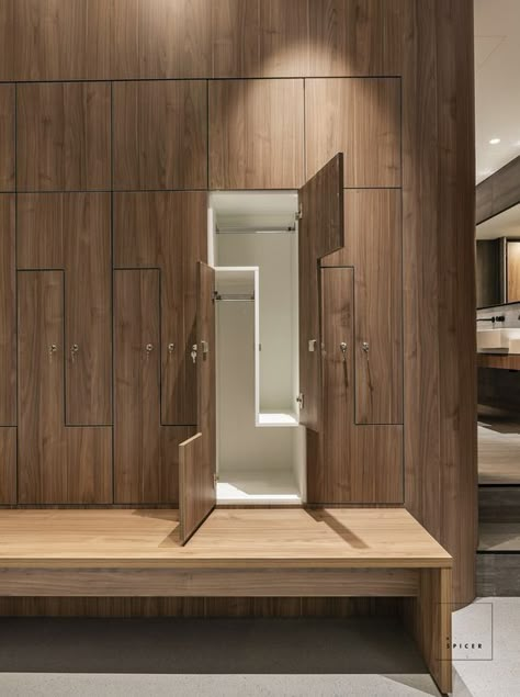 End Of Trip Facilities Design, Luxury Changing Room, Lockers Design, Changing Room Design, Spa Storage, Wooden Lockers, Gym Storage, Gym Design Interior, Locker Designs