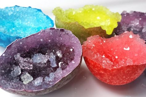 Borax Crystals Diy, Egg Geodes, Alum Crystals, Alum Powder, Neon Food Coloring, Borax Crystals, Growing Crystals, How To Make Eggs, Diy Science Experiments