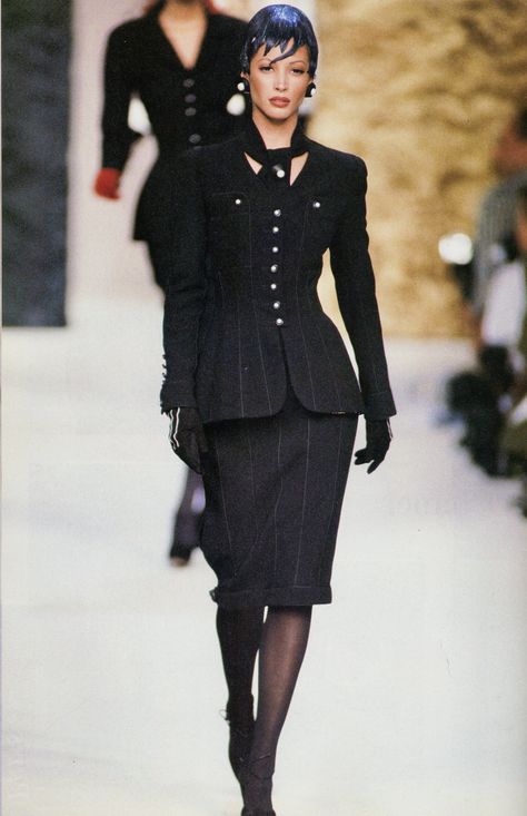 Chanel Haute Couture A/W 1992-3 | Christy Turlington, | barbiescanner | Flickr Christy Turlington Chanel, Vintage Chanel Outfit, Hours Riding, Haute Couture Runway, Runway Magazine, 80s Women, Runway Fashion Couture, Office Chic, Chanel Haute Couture