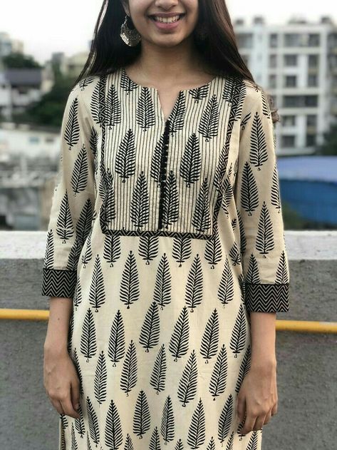 Yoke Designs For Kurtis, Printed Kurti Designs, Salwar Neck Designs, Indian Kurti Designs, Kurti Sleeves Design, New Kurti Designs, Churidar Designs, Simple Kurta Designs, Designer Kurti Patterns