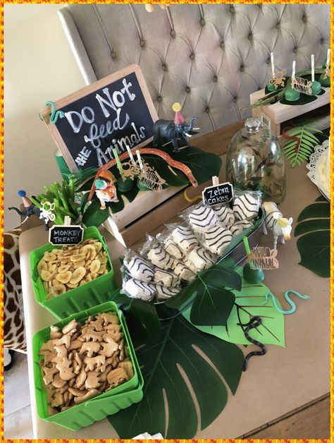 [CommissionsEarned] 37 Incredible Safari Birthday Party Food Insights You Need To See Instantly #safaribirthdaypartyfood Wild 1 First Birthday, Two Jungle Birthday, Jungle Birthday Party Favors, Wild One Park Party, Safari Birthday Party Cupcakes, Birthday Party At The Zoo Ideas, Diy Jungle Birthday Decorations, Zoo Safari Birthday Party, Jungle Third Birthday Party