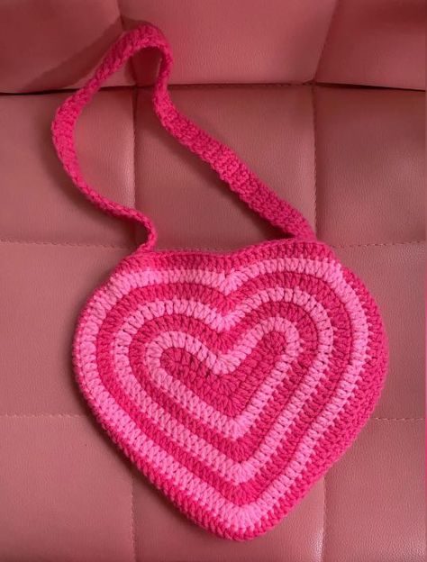 Heart Purse Crochet Pattern, Crochet Heart Pouch Free Pattern, Heart Crochet Purse, Crochet Heart Bag Tutorial, Crochet Heart Purse Free Pattern, How To Crochet A Handbag, Heart Shaped Crochet Bag, Heart Crochet Bag Pattern, Crochet Pink Ideas