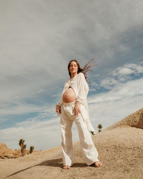 waiting on baby. mikayla on 35mm and super 8mm film in the desert — a few digitals in there, too. I’m paralyzed by my love for these photos. so I end up posting them in categories over way too much time rather than just making one post! the struggle is obvious — and fair, if you ask me. what a muse. still to come: b&w in case you wondered, I can’t choose a favorite. that’s the genesis of the problem. can’t believe we get to meet this sweet babe in just a few short weeks (at most!!) so ho... Portra 400 35mm, Super 8mm Film, Super 8mm, 8mm Film, A Muse, Joshua Tree National Park, January 2024, In The Desert, Maternity Photos