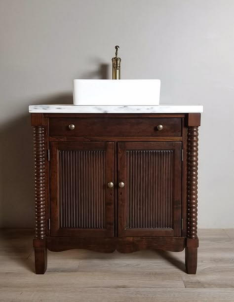 Marble Top Bathroom Vanity, Marble Top Cabinet, Bathroom Vanity Top Ideas, Antique Powder Room, Small Vanity Ideas Bathroom, Laundry Vanity, Powder Room Vanity Ideas, Danby Marble, Custom Bathroom Vanities