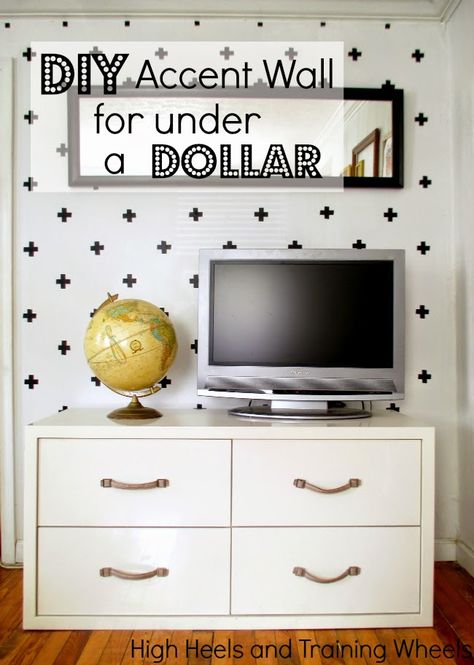 DIY: Cheap and Easy Accent Wall for Under a Dollar Easy Accent Wall, Diy Kitchen Ideas, Tape Wall, Diy Accent Wall, Diy Rustic Decor, Electrical Tape, Diy Home Decor On A Budget, Décor Diy, Cheap Diy