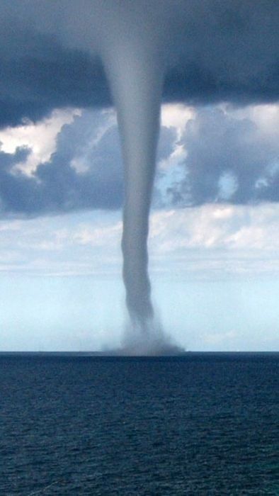 A giant waterspout.  Unlike the 10' foot versions surrounding and protecting the… Weather Storm, Line Tv, Wild Weather, Water Spout, Image Nature, Natural Phenomena, Jolie Photo, Alam Yang Indah, Science And Nature