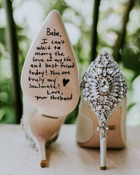 This shoe and this message!!💋 Future Wedding Plans, Cute Wedding Ideas, Future Wedding Ideas, Wedding Goals, Wedding Wishes, Maybe One Day, Future Mrs, Here Comes The Bride, Wedding Dreams