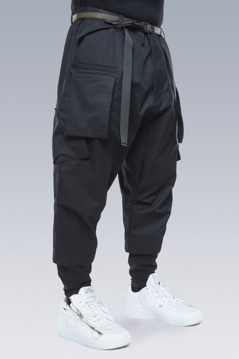 ACRONYM FW18-19 [Detail review] Man Outfit Casual, Techwear Streetwear, Systems Design, Techwear Pants, Tech Wear, Techwear Fashion, Man Outfit, Denim Cargo Pants, Fashion Templates