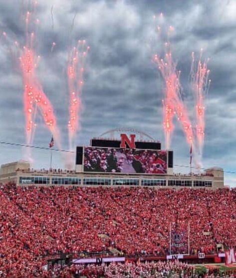 University Of Nebraska Lincoln Aesthetic, Volleyball Goals, Nebraska University, Nebraska Volleyball, Cornhuskers Football, Nebraska Cornhuskers Football, Ipad Inspo, University Of Nebraska Lincoln, Nebraska Lincoln