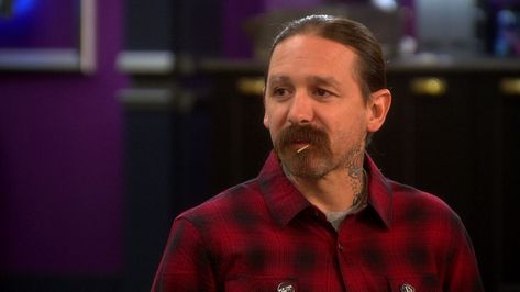 Oliver Peck is an American famous tattoo artist. Read his wiki and bio and get to learn more about his young age, his net worth, and height measurements Oliver Peck Tattoos, Oliver Peck, Famous Tattoo Artists, American Tattoos, About Tattoo, Artist Bio, Famous Americans, Tattoo Artist, Net Worth