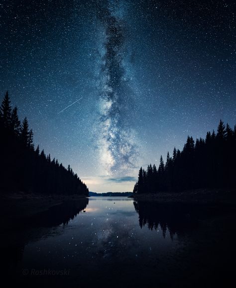 Milky way and a falling star over "Shiroka polyana" reservoir | Rhodope mountains | Bulgaria  facebook Ipad Mini Wallpaper, ملصق ديني, Night Sky Photography, Beautiful Night, Wallpaper Space, World Photography, Future Wife, Photography Awards, The Night Sky