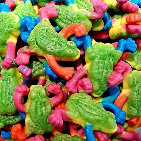 🐸 TROPICAL FROGS 🐸 Too cute! These froggies have a soft texture, are jelly filled and quite a mouthful. Shop at 👇️ Pik n Mix Lollies Rainbow Candy, Sodium Citrate, Too Cute, Soft Texture, Frogs, Soft Textures, Coconut Oil, Jelly, Carrots