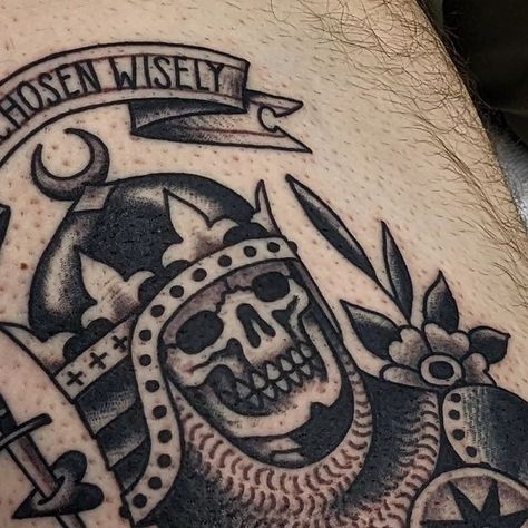 Victor Vaclav ♠ on Instagram: "You have chosen wisely. ••• done at @black_spade_collective" Medieval Armor Tattoo, Skeleton King Tattoo, King Skeleton, Skeleton Knight, Tattoo 2023, Skeleton King, King Tattoo, Helmet Tattoo, Medieval Tattoo