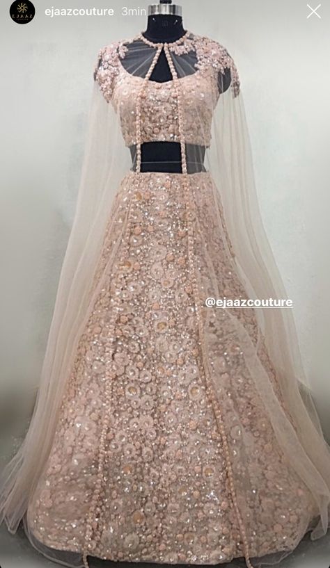 Weeding Dress 2022 Indian, Girlish Lehenga Indian Weddings, Girlish Lehenga, Sangeet Dress, Lehenga For Girls, Golden Lehenga, Peach Color Dress, Beautiful Lehenga, Indian Wedding Lehenga