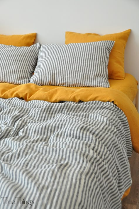 Yellow And Blue Bedding, Bed Sheet Color Combination, Color Combinations Bedroom, Duvet Covers Uk, Stripe Bedding, Linen Comforter, Colorful Duvet Covers, Striped Bedding, Striped Duvet