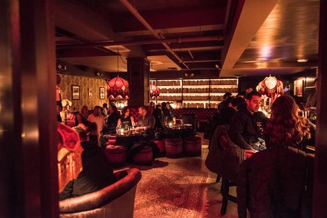 New York is full of fabulous hidden gems—tuck into some of the best speakeasy bars and restaurants for delicious proof New York Speakeasy, Speakeasy Restaurant, Speakeasy Nyc, Best Speakeasy Nyc, Best Bars In Nyc, Soho Ny, Jazz Bars New York, New York City Bars, Speakeasy Decor