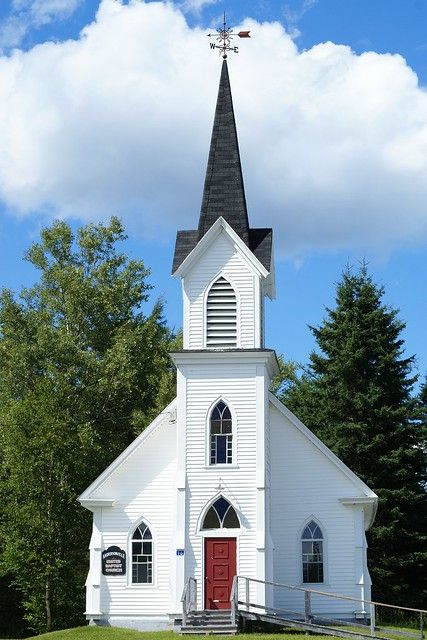 Beautiful Chapels, Church Christian, Church House, Abandoned Churches, Country Churches, Old Country Churches, Church Pictures, Beautiful Churches, Take Me To Church