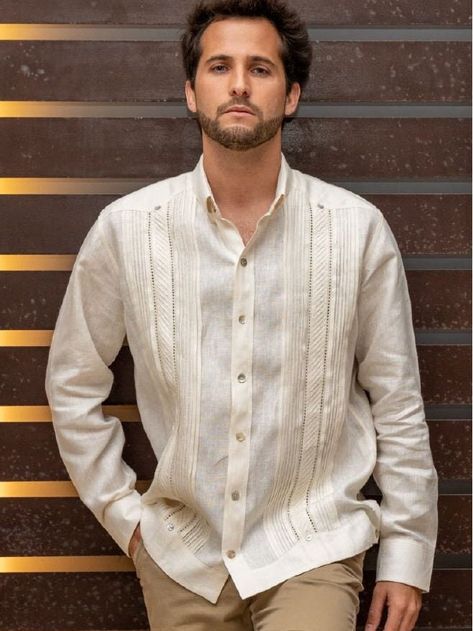 Guayabera Wedding Outfit, Guayabera Hombre Outfit, Guayabera Outfit For Men, Guayabera Outfit, Guayabera Wedding, Wedding Guest Outfit Men, Cocktail Dress Code, Casual Grooms, Mexican Shirt