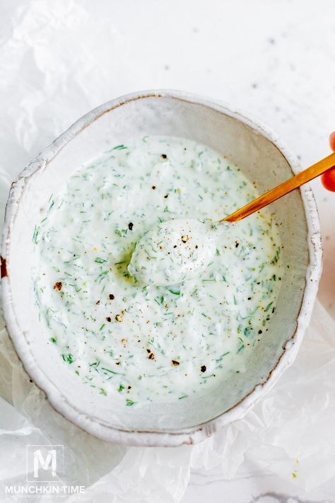 Garlic Yogurt Sauce, Yogurt Dill Sauce, Garlic Yogurt, Zucchini Bites, Turkey Brine Recipes, White Sauce Recipes, Liver Recipes, Brine Recipe, Full Fat Yogurt