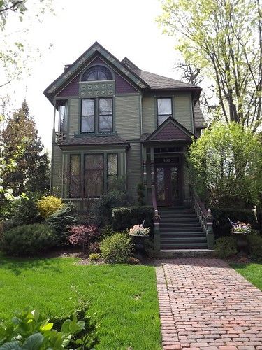 Victorian Home - Oak Park, IL | May 2013 | NRaeAnderson | Flickr Green House Exterior Victorian, Green And Black Victorian House, Green And Purple House Exterior, Green House Purple Door, Purple House Exterior, Purple Victorian House, Green Victorian House, Folk Victorian House, Victorian House Colors