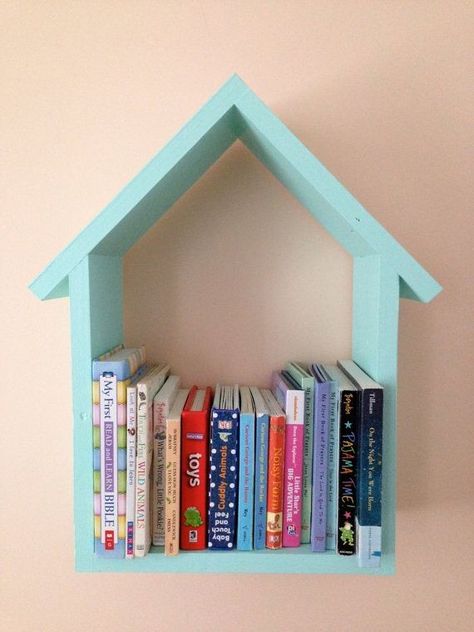 Shaped Shelves, Handmade House, Nursery Book, Nursery Bookshelf, House Shelves, Nursery Shelves, Bookshelf Design, Bookshelves Kids, Kraf Diy