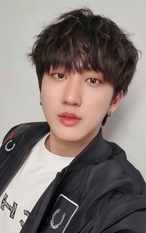 Chang Bin, Best Rapper Ever, Cuffing Season, Seo Changbin, He Makes Me Happy, Bare Face, Savage Kids, Face Expressions, Best Rapper