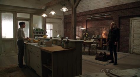 Mary Margaret's apartment in #OnceUponATime   #kitchen Once Upon A Time Mary Margaret Apartment, Jardin Style Shabby Chic, Shabby Chic Apartment, Chic Apartment, Shabby Chic Office, Kitchen View, Shabby Chic Painting, Shabby Chic Wall Decor, Shabby Chic Garden