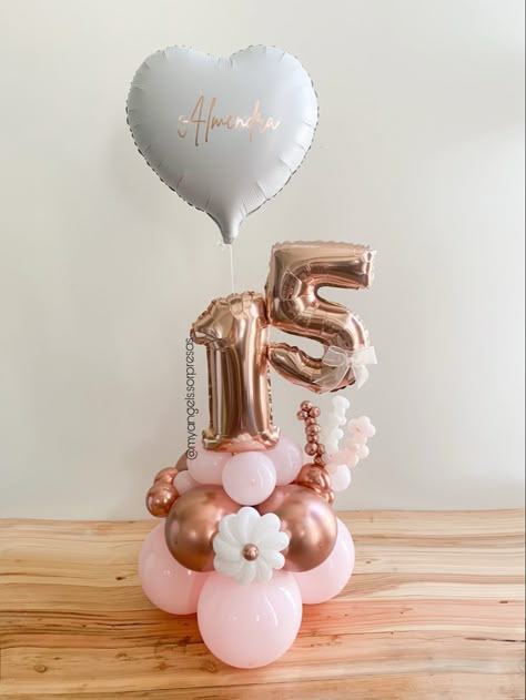 Mini Birthday Balloon Bouquet, Balloon Number Centerpieces, Small Birthday Balloon Bouquet, Small Ballon Arangment, Birthday Balloon Bouquet For Her, Small Balloon Bouquet Ideas, Ballons Bouquet Ideas, Small Balloon Bouquet, Mini Balloon Bouquet