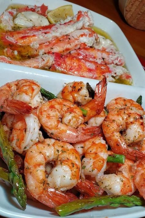 King Crab Scampi & Garlic Roasted Shrimp dish on a plate with lemon wedges and herbs Crab Scampi, Easy Prawn Recipes, Roasted Shrimp Recipes, Hamburger Casserole, Roasted Shrimp, Stuffed Cabbage, Prawn Recipes, Shrimp Recipes For Dinner, Cooking Advice