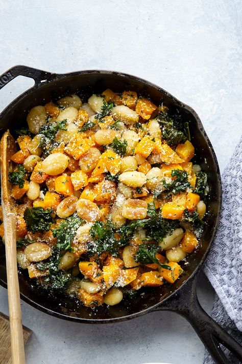 Gnocchi Fall Recipes, Butternut Squash Gnocchi Chicken, Roasted Butternut Squash Gnocchi, Butternut Squash With Gnocchi, Gnocchi Squash Recipes, Gnocchi Recipes With Butternut Squash, Acorn Squash Gnocchi Recipes, Gnocchi And Butternut Squash, Recipes With Pumpkin Gnocchi