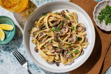 Mushroom Piccata Pasta with lemon and capers Piccata Pasta, Pasta With Lemon, Kfc Recipe, Lemon Pasta, Mushroom Pasta, Cooking Temperatures, Meal Kit, Recipe Steps, Cooking Prep