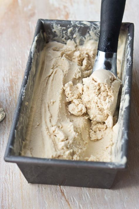 Because every birthday party needs ice cream to go with the cake, bring this Vegan Cashew Ice Cream. It's dairy free, and made with 3 simple ingredients. Cashews. Almond Milk. 100% Pure Maple Syrup. Homemade Cashew Milk Ice Cream, Cashew Ice Cream Vegan, Cashew Ice Cream Recipe, Recipes With Cashew Milk, Cashew Milk Ice Cream, Ice Cream Dairy Free, Cashew Ice Cream, Vanilla Salt, Paleo Ice Cream