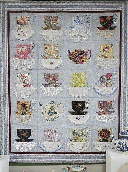 Vintage Handkerchiefs Crafts, Handkerchief Crafts, Quilting Digest, Vintage Quilts Patterns, Vintage Doilies, Vintage Hankies, Beautiful Tea, Applique Quilting, Linen Quilt