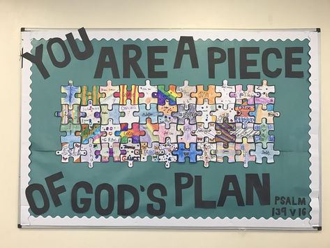 God Has Plans For Me Craft, Bible Verse Display Ideas, Christian Class Auction Projects, Youth Crafts For Church, Bible Verse Bulletin Boards Classroom, Christian Classroom Decor Ideas, May Church Bulletin Board Ideas, Sunday School Board Ideas, Preschool Church Room Ideas