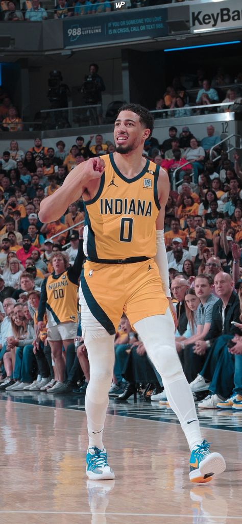 Tyrese Haliburton Wallpaper, Tyrese Haliburton, Indiana Pacers, Nba Players, Nba Basketball, Basketball Players, Indiana, Nba, Basketball