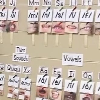 Jennifer Craft on Instagram: "For those who have asked about my sound wall! #scienceofreading #soundwall #phonics #teachersofinstagram" Sound Wall, Vowel Sound, Phonics, Learning Activities, Sound, Wall, On Instagram, Instagram