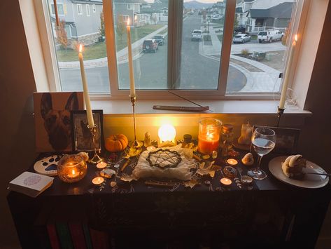 Pagan Altar Inspiration, Samhain Decor, Earth Spirituality, Samhain Decorations, Ancestor Altar, Samhain Altar, Pagan Fashion, Pagan Holidays, Slavic Paganism