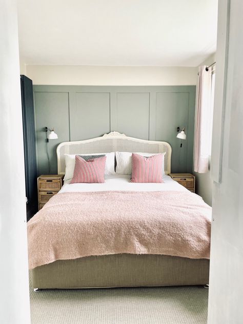 Diy panelling, using Tranquil Dawn paint by Dulux. Tranquil Dawn Bedroom, Tranquil Dawn Dulux Paint Bedroom, Sage Green Panelling, Green Panelling, Diy Panelling, Tranquil Dawn, Bedroom 2023, Bedroom Colour, Beach House Bedroom