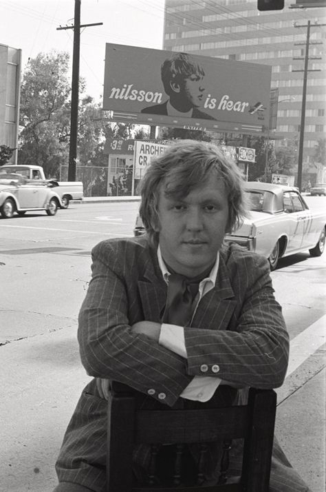 Remembering Harry Nilsson On His Birthday The Lost Weekend, Harry Nilsson, North American Wildlife, Strange Music, 60s Music, Band Pictures, Rock N’roll, Rock Legends, Artist Life