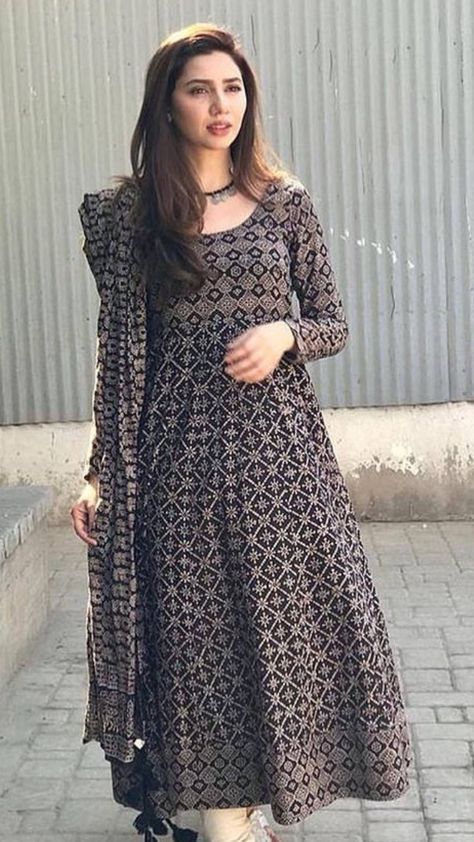 #pintrest@Dixna deol Salwar Kamiz Design, Ajrak Frock Designs, Ajrak Dress Designs, Ajrak Design Dress, Girls Kurti Design Style New, Khadar Dress Designs For Girl, Casual Indian Fashion, Simple Kurti Designs, Nikkah Dress