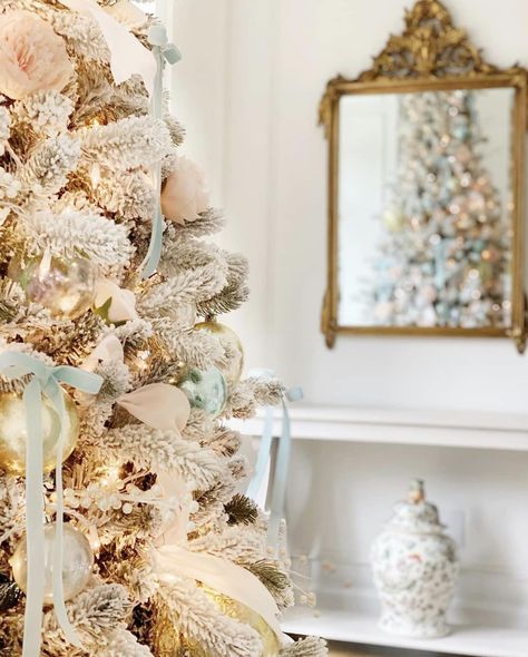 A less is more approach in an elegant transitional grandmillennial home that is being remodeled one space at a time. Marie Antoinette Christmas Tree, Marie Antoinette Christmas, Parisian Christmas Decor, Cozy Christmas Living Room Decor, Parisian Christmas, Grandmillennial Home, December Mood, Christmas Chandelier, Cozy Christmas Living Room