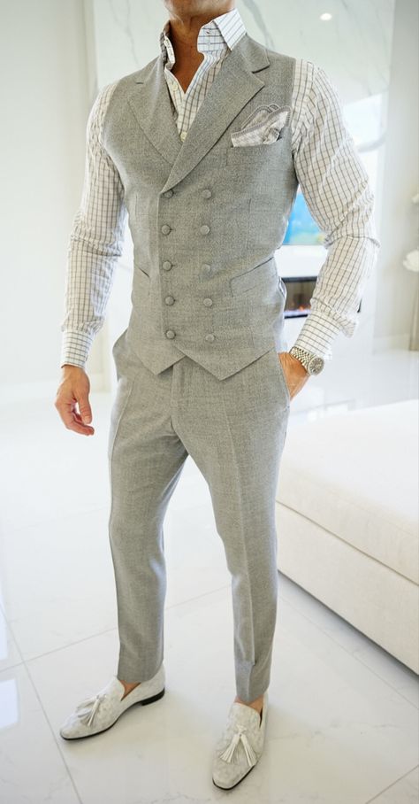 Showcasing this very clean and all new Smoke Grigio 3 piece look. ⭐️ Available Now ⭐️ Make sure to check out our story for the epic details of this fabric 🥂 #sebastiancruzcouture #suits #threepiecesuit #mensfashion Men Vest Outfits, Frugal Male Fashion, Smart Dressing, Men Pants Pattern, Waistcoat Fashion, Terno Slim, Mens Vest Fashion, Men Vest, Gift For Groom