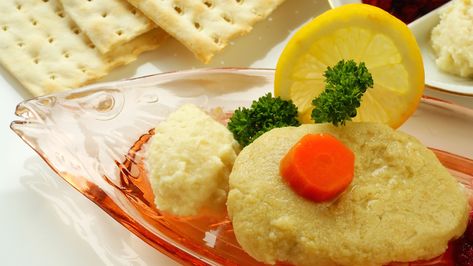 How to Make Your Own Gefilte Fish Gefilte Fish Recipe, Gefilte Fish, Jewish Holiday Recipes, Jewish Cuisine, Jewish Learning, Passover Recipes, Fish Recipe, Jewish Recipes, Food Trends