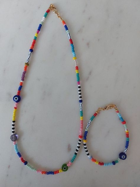 Evil Eye Beaded Necklace, Homemade Necklaces, Bff Necklaces, Choker Style, Diy Bracelet Designs, Homemade Jewelry, Evil Eye Necklace, Seed Bead Necklace, Colourful Necklace