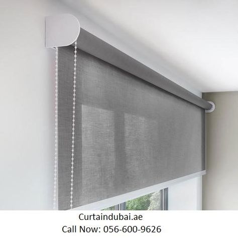 Cortina Roller, Bathroom Window Treatments, Bathroom Blinds, Cleaning Blinds, Blinds Design, Casa Country, Vintage Farmhouse Kitchen, Modern Curtains, Roller Shades