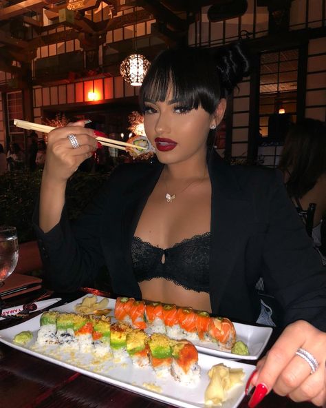 Karla J 🇲🇽🦋 on Instagram: “Sushi 🍣” Sushi Photo Ideas, Sushi Aesthetic Pictures, Sushi Pics Insta, Sushi Aesthetic Instagram, Character Claims, Sushi Pictures, Aesthetic Sushi Pics, Karla J, Karla Jara