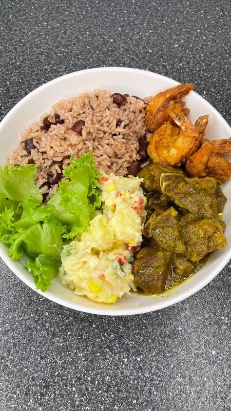 206K views · 18 shares | Rice and Peas With Curry Goat , Fried Shrimps , Potatoe Salad and Crispy green leaf lettuce -Happy Sunday . . . #riceandpeas #riceandbeans #friedshrimp #potatosalad #currygoat #goat #jamaicanfood #proudjamaican #sundaydinner #foodporn #food #jamaica #jamaicanfoodie #soulfood #curry #seafood #shrimp #caribbeanfoodie #khaliaskuisine #currygoatandriceandpeas #potatatosalad #crispybabylettuce #foodgasm #jamaicafood876 #foodlover #dinnertime | Khalia henry | Jaz Elise · Ric Sunday Dinner Jamaican, Jamaican Sunday Dinner, Jamaican Sunday Dinner Ideas, Curry Shrimp Jamaican, Jamaican Aesthetic, Rice And Peas Jamaican, Black People Food, Green Leaf Lettuce, Trinidad Food